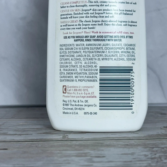Vintage Jergens Extra Moisturizing Hand Wash, Cherry Almond Scent, 7.5 FL Oz New - Picture 4 of 6